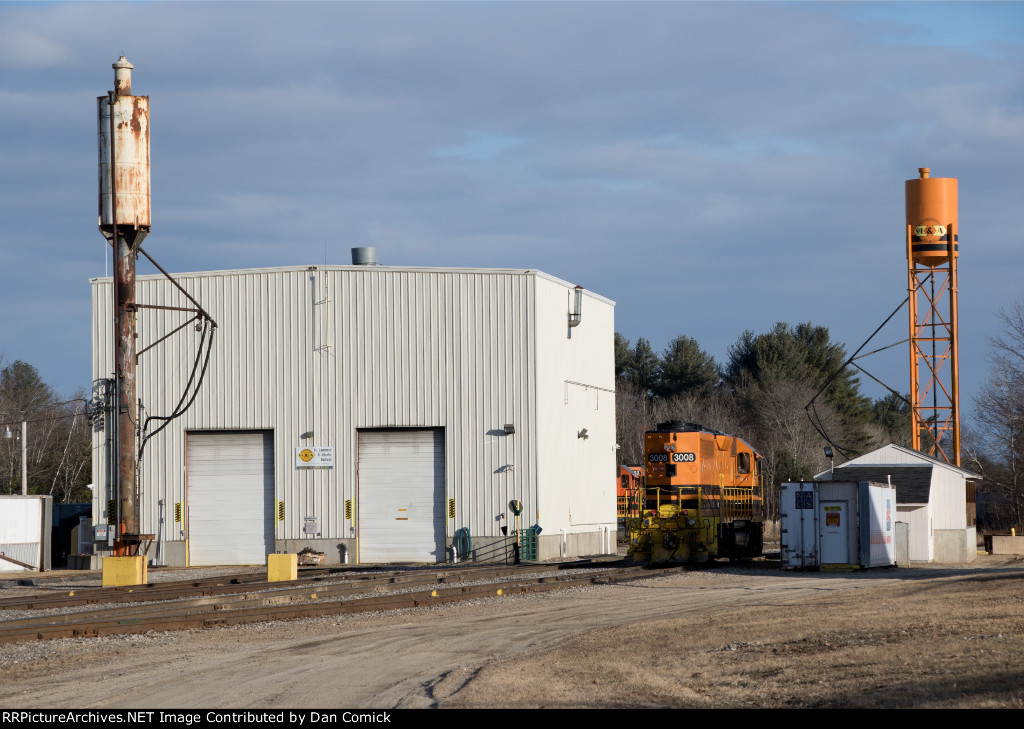 SLR 3008 at Lewiston Jct. 